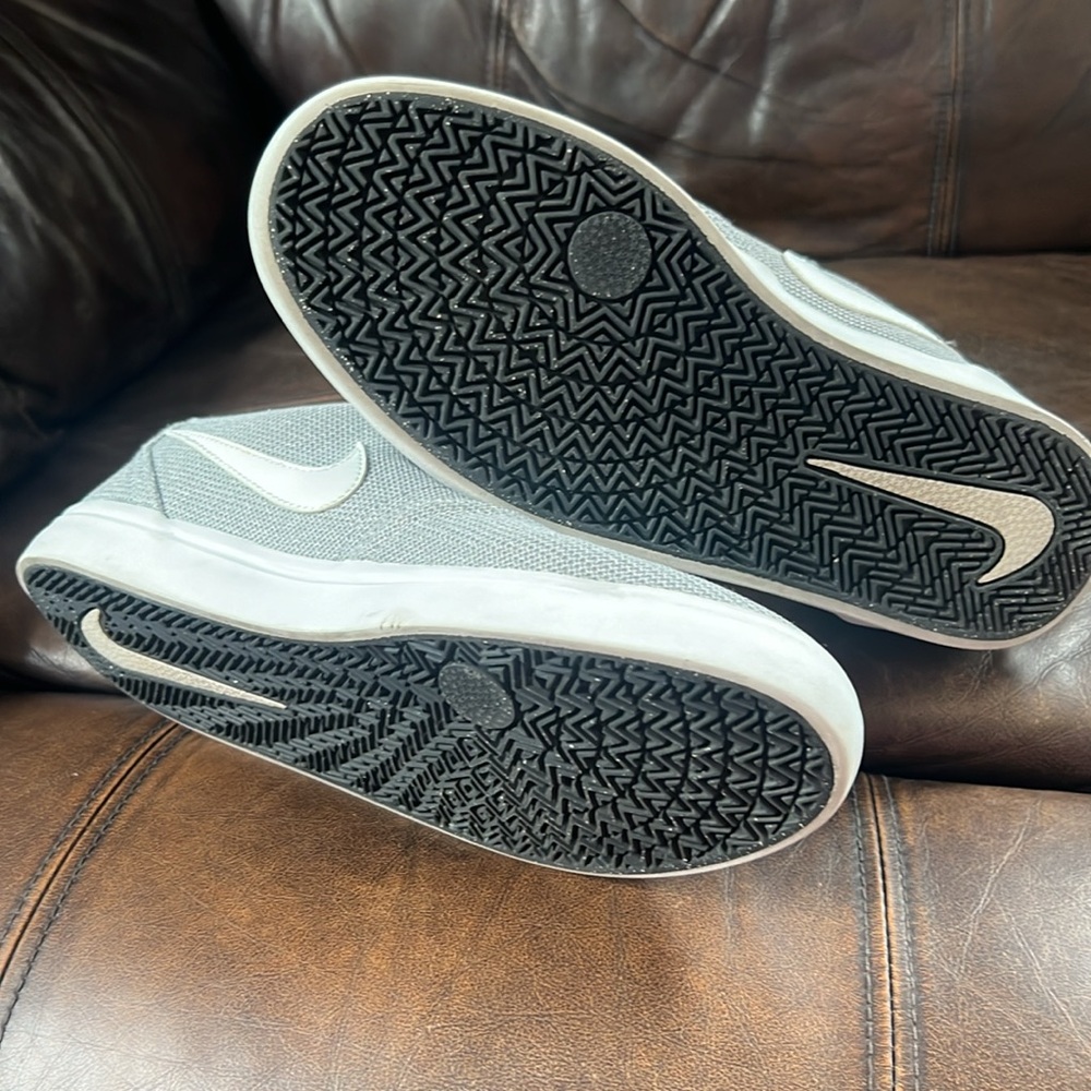 Nike SB Check - Picture 3 of 3